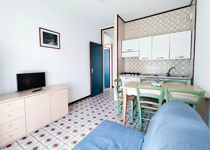 Ariston Fronte Mare Daire *
